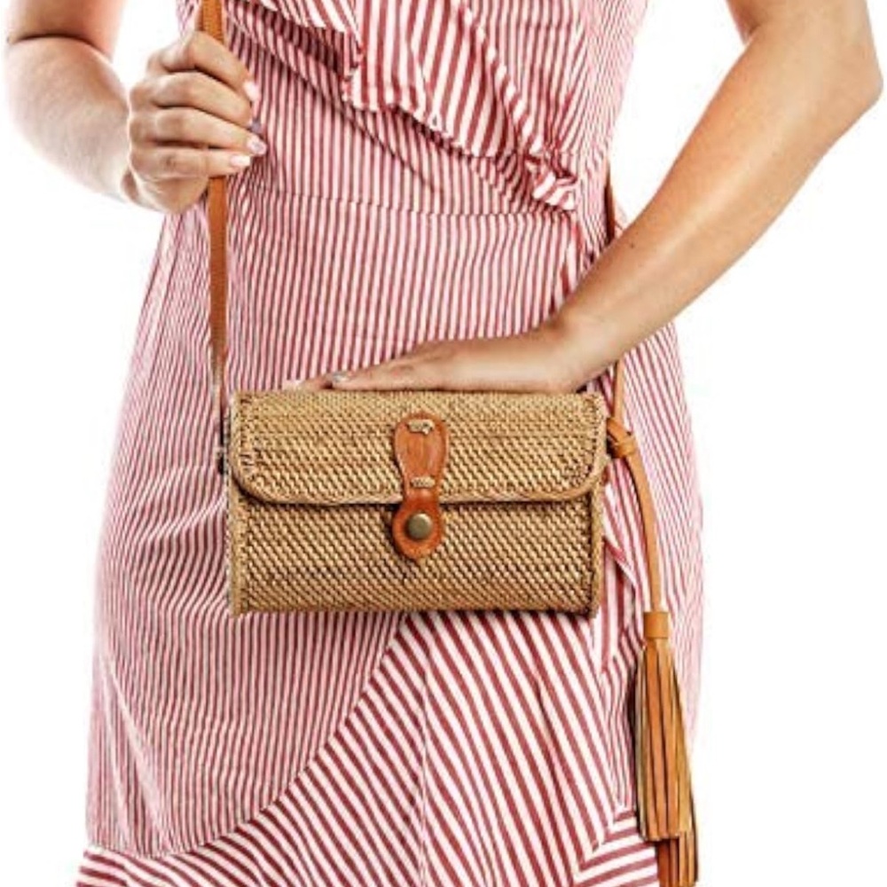 Novum Crafts Round Rattan  Handmade Ata Wicker Woven Purse (Square Small)